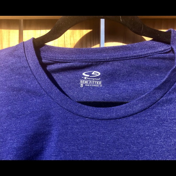 Champion C9 Tee Short Long Sleeve Top Semi-Fitted Sz. Small - Picture 4 of 8